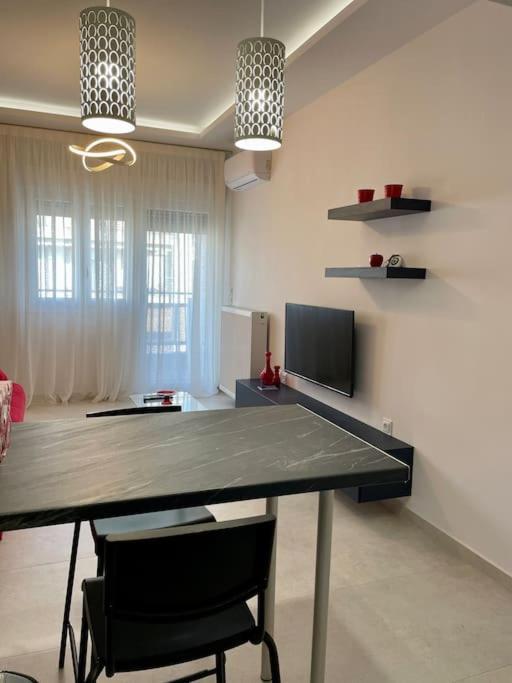 The Red Appartement *